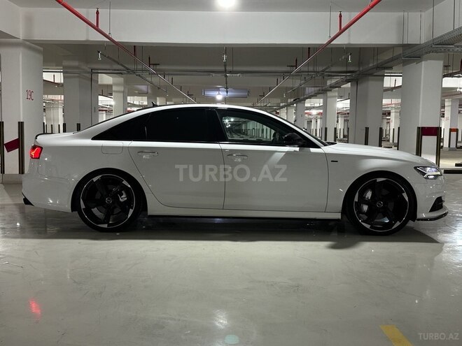 Audi A6-17
