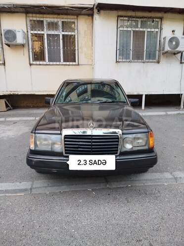 Mercedes E 230 1992, 380,401 km - 2.3 л - Bakı