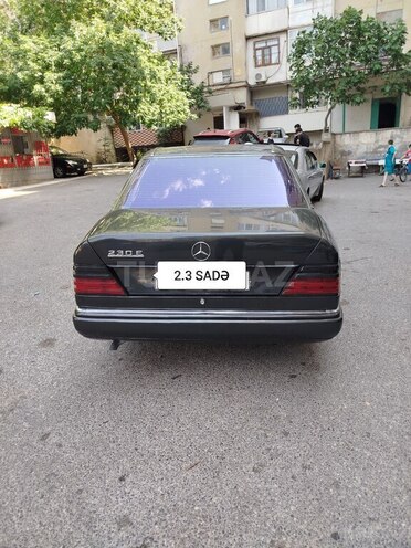 Mercedes E 230 1992, 380,401 km - 2.3 л - Bakı
