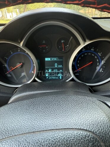 Chevrolet Cruze 2015, 247,500 km - 1.4 l - Salyan