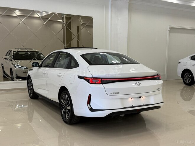 Changan Qiyuan A05-12