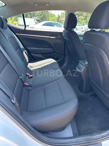 Hyundai Elantra 2019, 110,000 km - 1.5 l - Bakı