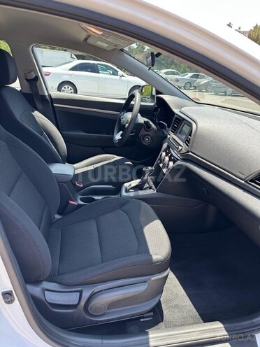 Hyundai Elantra 2019, 110,000 km - 1.5 l - Bakı