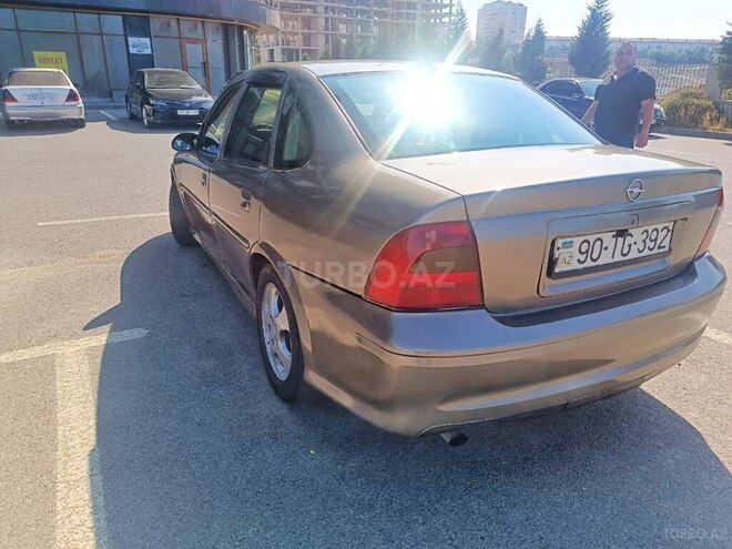 Opel Vectra 1999, 300,000 km - 1.8 l - Bakı