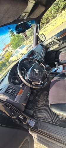 Mitsubishi Pajero 2007, 229,500 km - 3.0 l - Sumqayıt