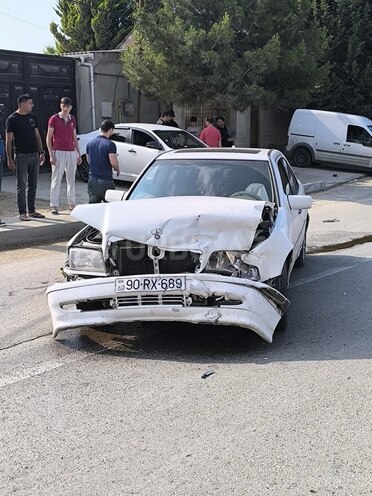 Mercedes C 230 1997, 429,695 km - 2.3 л - Bakı