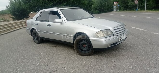 Mercedes C 200 1994, 321,000 km - 2.0 л - Qusar