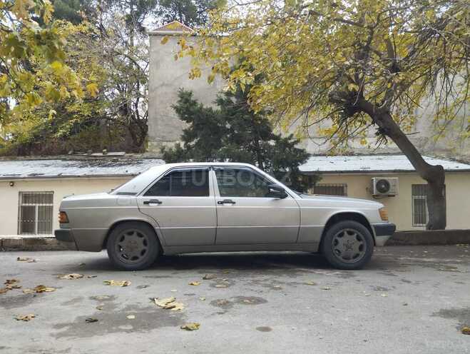 Mercedes 190 1992, 352,000 km - 2.0 л - Sumqayıt