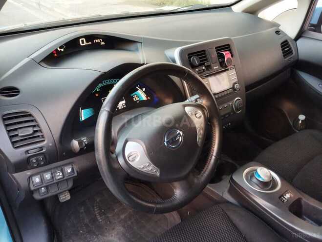Nissan Leaf 2015, 124,500 km - 0.0 l - Bakı