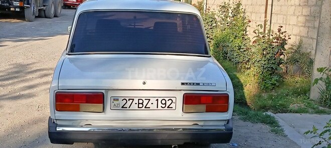 LADA (VAZ) 2107 2002, 80,000 km - 1.6 л - Quba