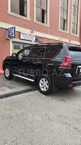 Toyota Land Cruiser Prado 2011, 185,000 km - 2.7 л - Qusar
