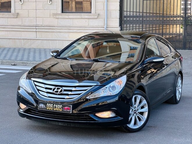 Hyundai Sonata-1