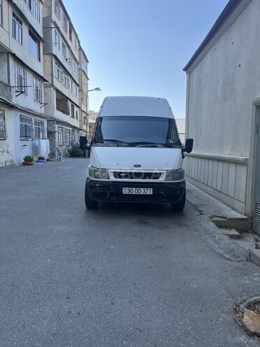 Ford Transit-1