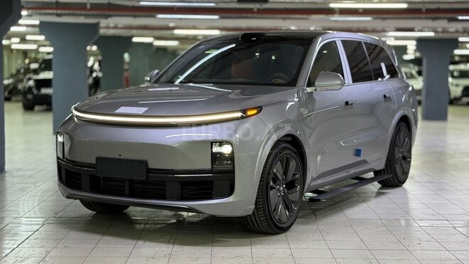 Li Auto L9-3