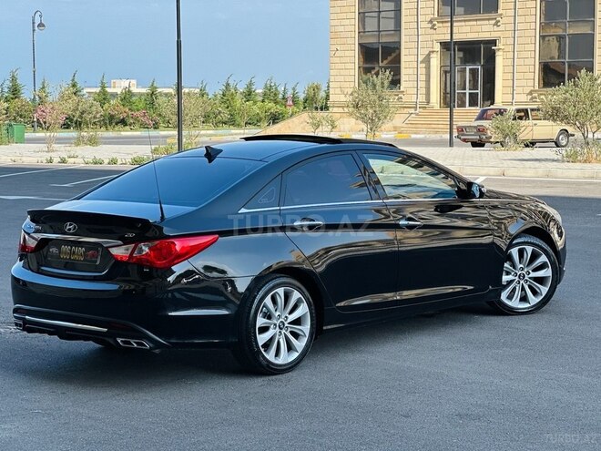 Hyundai Sonata-8