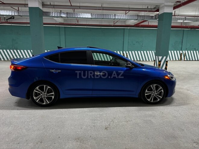 Hyundai Elantra-5