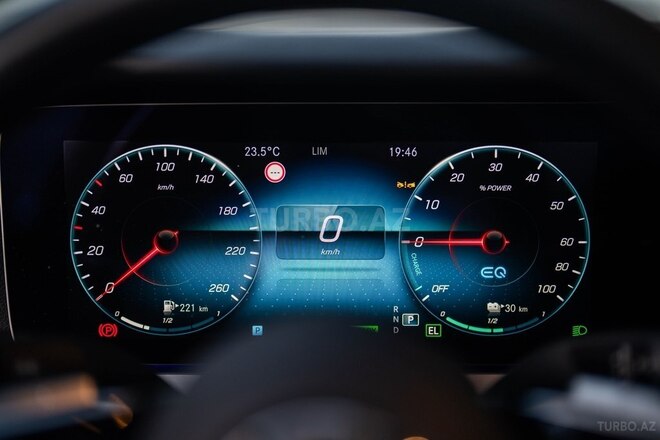 Mercedes E 300-12