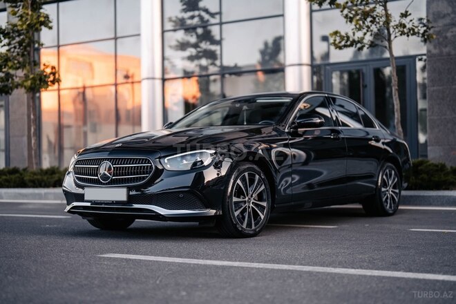 Mercedes E 300-8