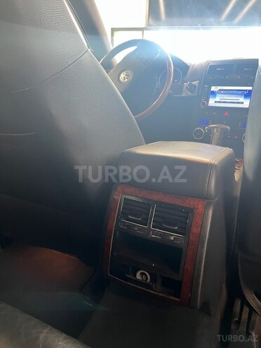 Volkswagen Touareg-7