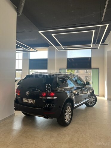 Volkswagen Touareg-3