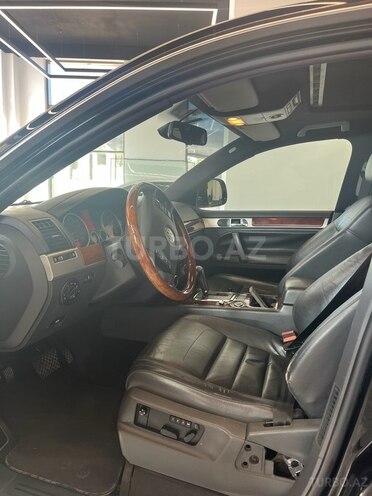 Volkswagen Touareg-5