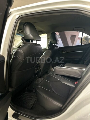 Toyota Camry 2018, 150,000 km - 2.5 л - Bakı