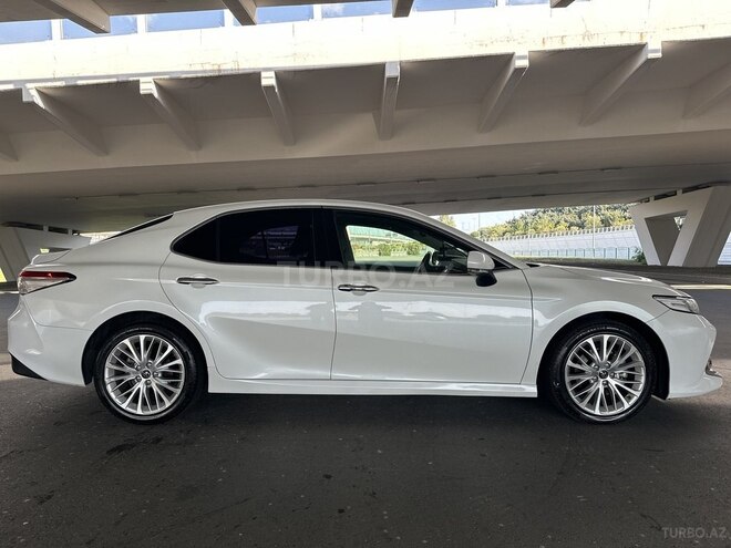 Toyota Camry 2018, 150,000 km - 2.5 л - Bakı