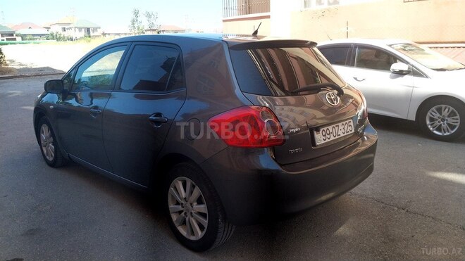 Toyota Auris 2007, 282,000 km - 1.4 l - Bakı