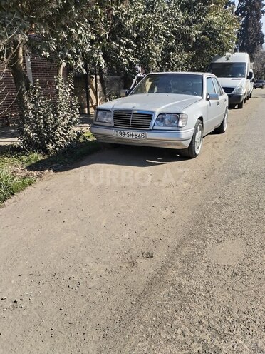 Mercedes E 220 1994, 610,000 km - 2.2 l - Lənkəran