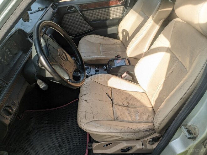 Mercedes E 220 1994, 610,000 km - 2.2 l - Lənkəran