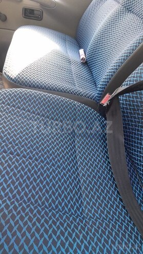 Ford Transit-13