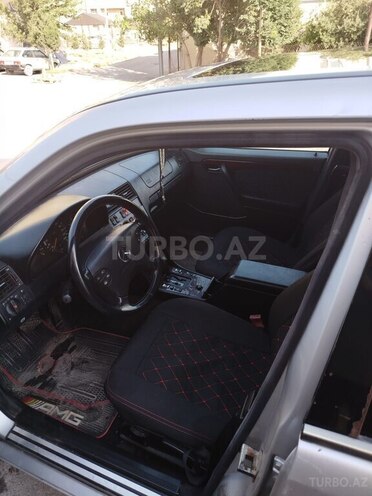 Mercedes C 220 1995, 250,000 km - 2.2 l - Bakı