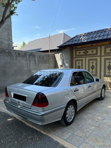 Mercedes C 180 1999, 226,871 km - 1.8 l - Bakı