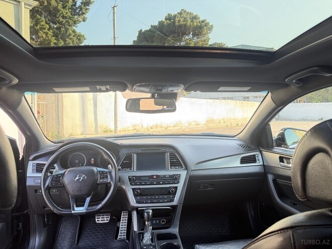 Hyundai Sonata-13