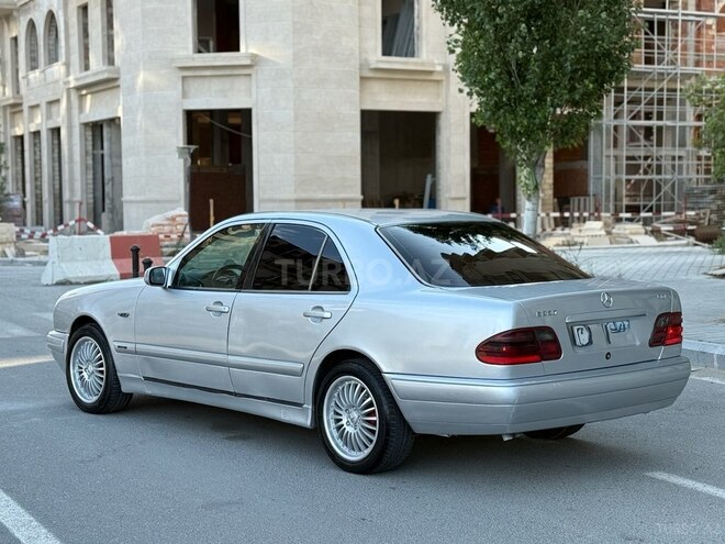 Mercedes E 220 d 1999, 459,000 km - 2.2 л - Bakı