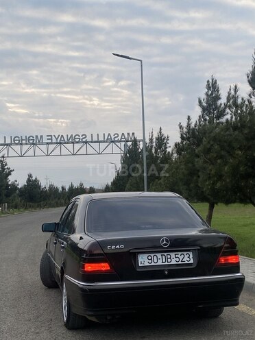 Mercedes C 200 1995, 420,000 km - 2.0 l - Masallı