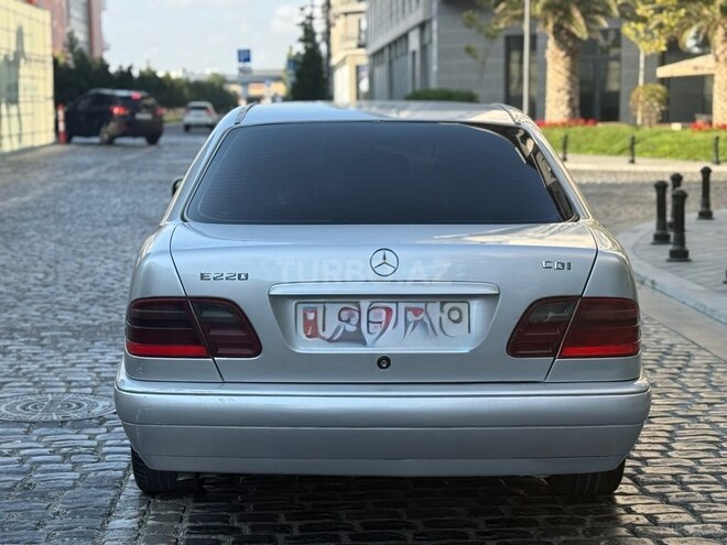Mercedes E 220 d 1999, 459,000 km - 2.2 л - Bakı