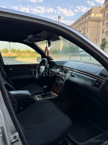 Mercedes E 220 d 1999, 459,000 km - 2.2 л - Bakı