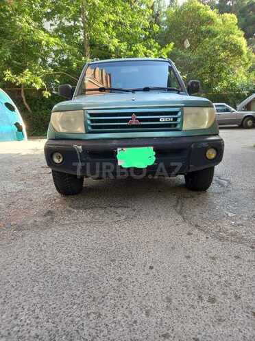 Mitsubishi Pajero io 1999, 285,000 km - 1.8 l - Bakı