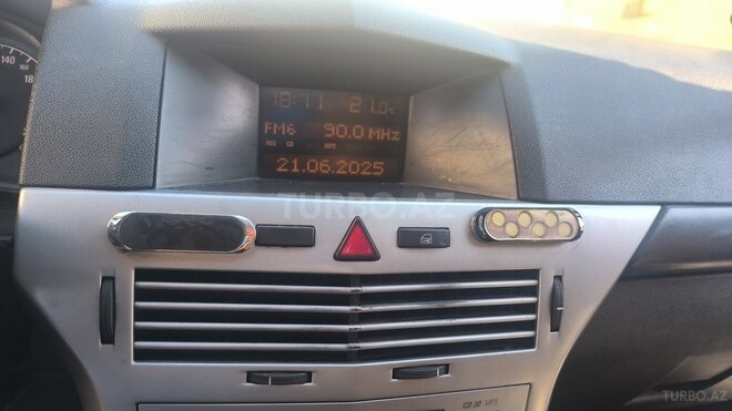 Opel Astra 2009, 476,298 km - 1.4 l - Bakı