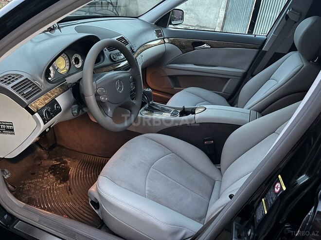 Mercedes E 280 2006, 256,875 km - 3.0 l - Masallı