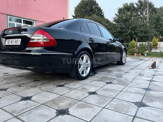 Mercedes E 280 2006, 256,875 km - 3.0 l - Masallı