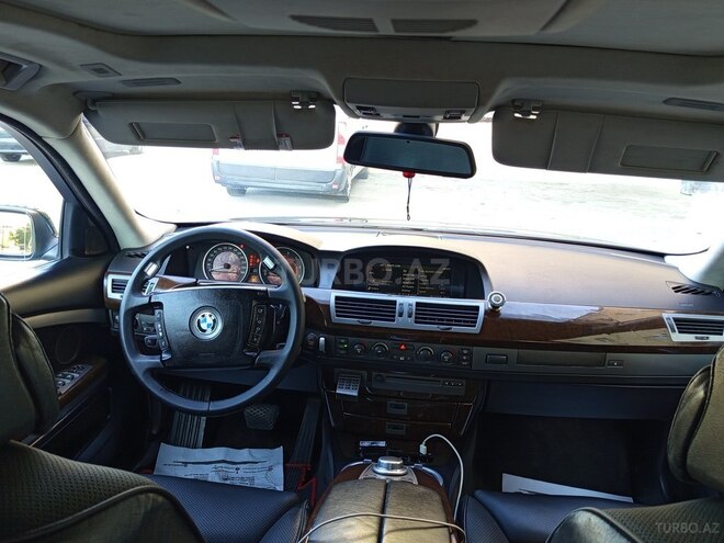 BMW 745-14
