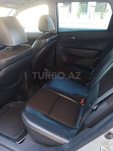 Hyundai i30 2011, 302,000 km - 1.6 l - Sumqayıt