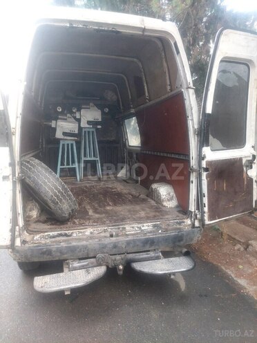 Ford Transit-4