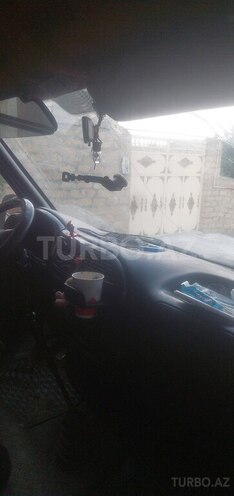 Ford Transit-8