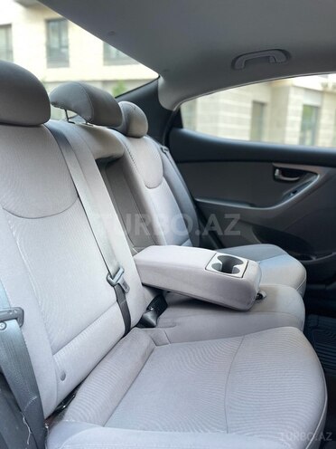 Hyundai Elantra 2015, 125,000 km - 1.8 l - Bakı