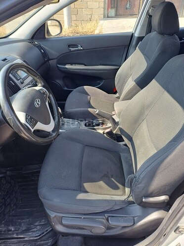 Hyundai i30 2008, 358,000 km - 1.6 l - Bakı