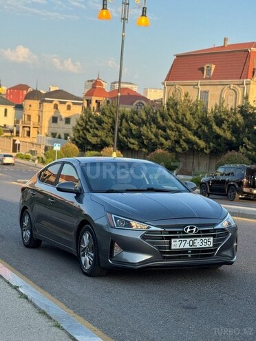 Hyundai Elantra 2018, 70,000 km - 2.0 l - Bakı