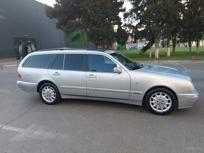 Mercedes E 240 1999, 360,000 km - 2.4 l - Bakı